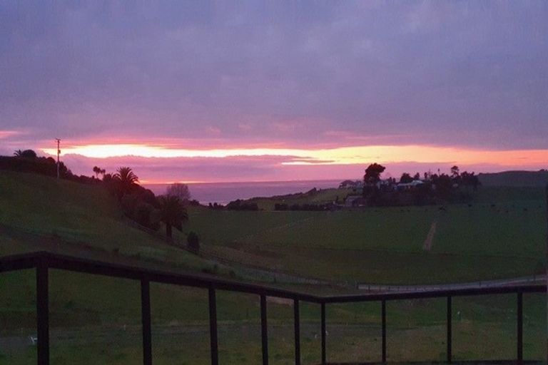 Photo of property in 32c Pokare Road, Pukehina, Te Puke, 3186