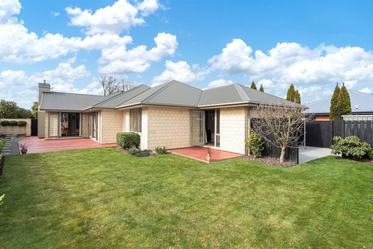 Photo of property in 50 Limes Avenue, Parklands, Christchurch, 8083
