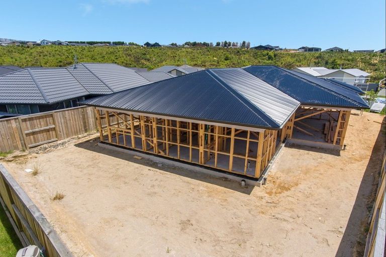 Photo of property in 126 Whakaturou Crescent, Pyes Pa, Tauranga, 3112