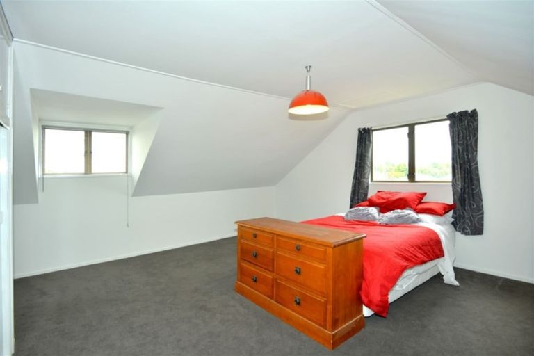 Photo of property in 15 Sawtell Place, Northcote, Christchurch, 8052