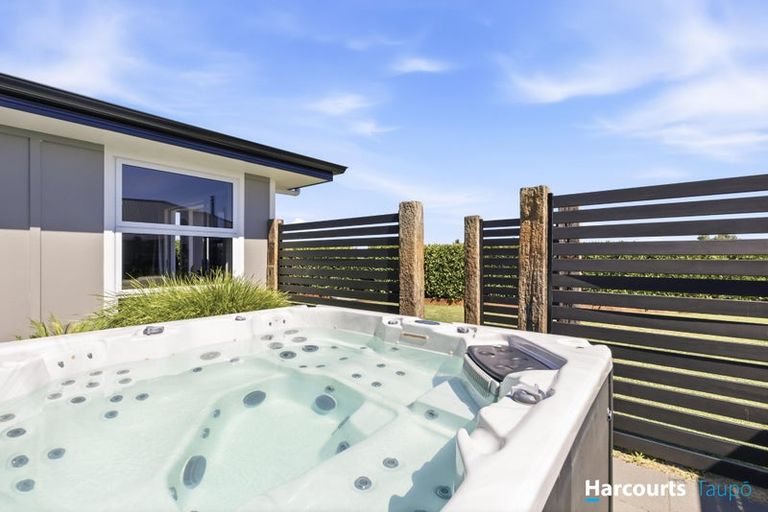 Photo of property in 16 Kamaka Street, Wharewaka, Taupo, 3330