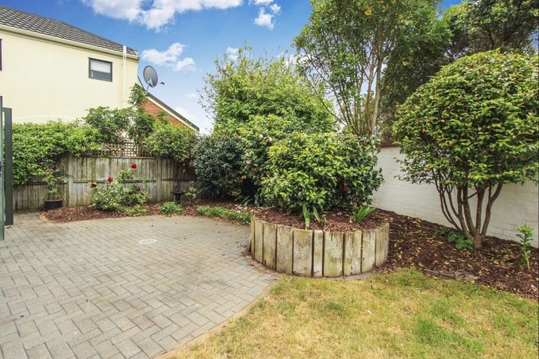Photo of property in 77 Cook Street, Howick, Auckland, 2014