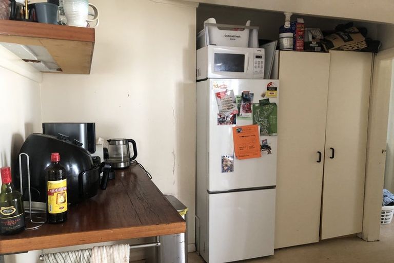 Photo of property in 12 Wilson Street, Newtown, Wellington, 6021