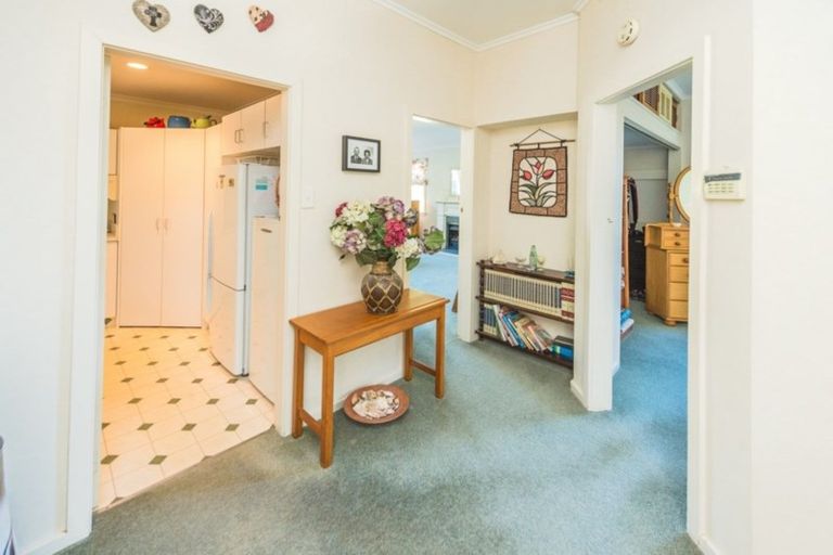 Photo of property in 20 Kent Road, Saint Johns Hill, Whanganui, 4501