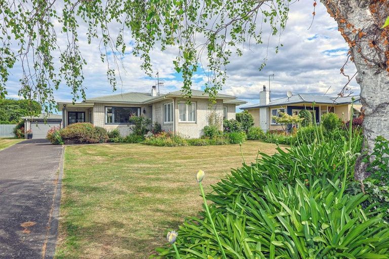 Photo of property in 206 Lumsden Road, Akina, Hastings, 4122