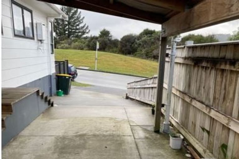 Photo of property in 89 Logie Street, Stokes Valley, Lower Hutt, 5019