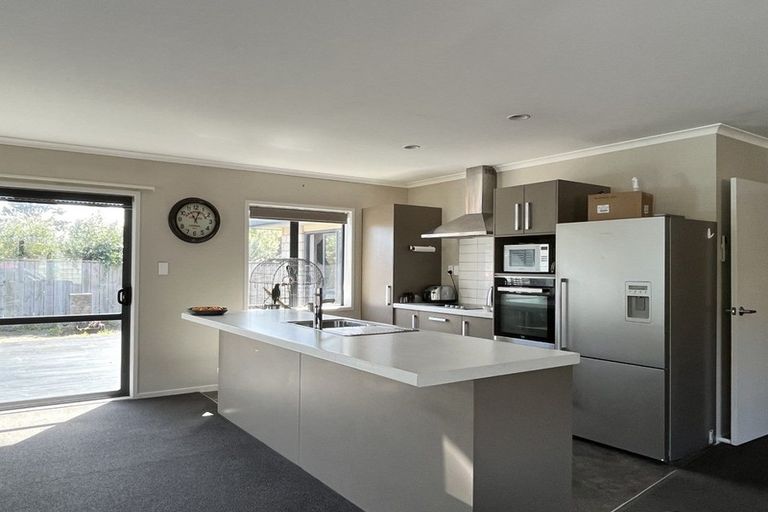 Photo of property in 126b Matatua Road, Raumati Beach, Paraparaumu, 5032