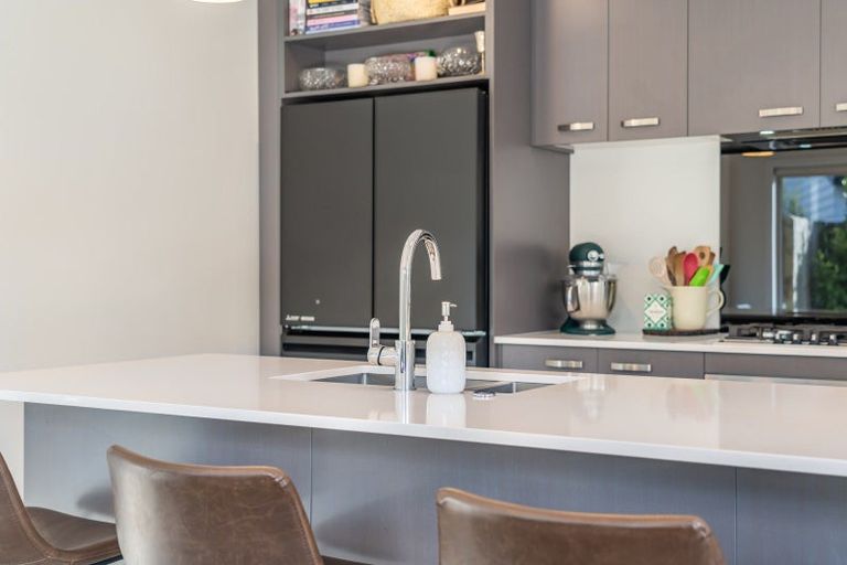 Photo of property in 22 Ruahine Street, Trentham, Upper Hutt, 5018