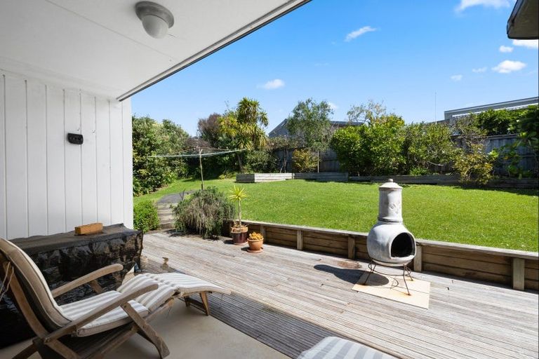 Photo of property in 12 Wairahi Road, Langs Beach, Waipu, 0582