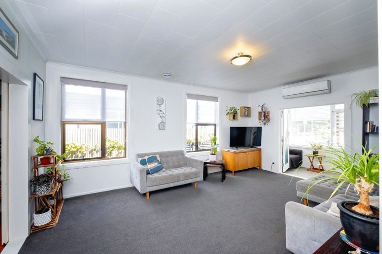 Photo of property in 32 Kennedy Road, Napier South, Napier, 4110