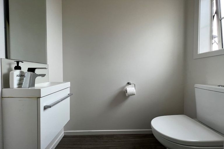 Photo of property in 61 Chiefs Court, Hamilton East, Hamilton, 3216