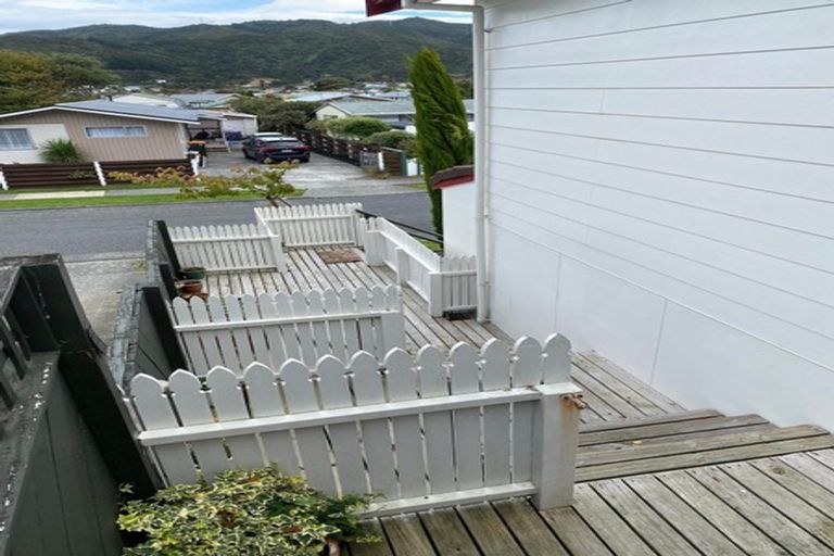 Photo of property in 18 Trelawney Road, Wainuiomata, Lower Hutt, 5014