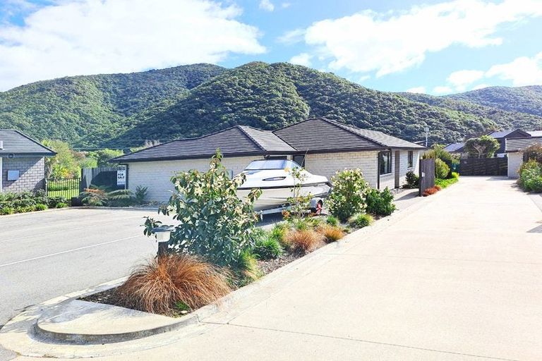 Photo of property in 18 Discovery Way, Waikawa, Picton, 7220