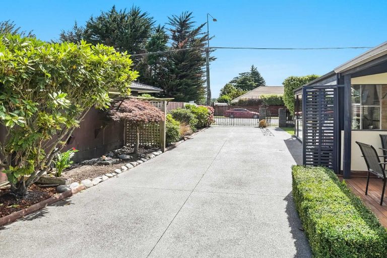 Photo of property in 319 Sawyers Arms Road, Bishopdale, Christchurch, 8053