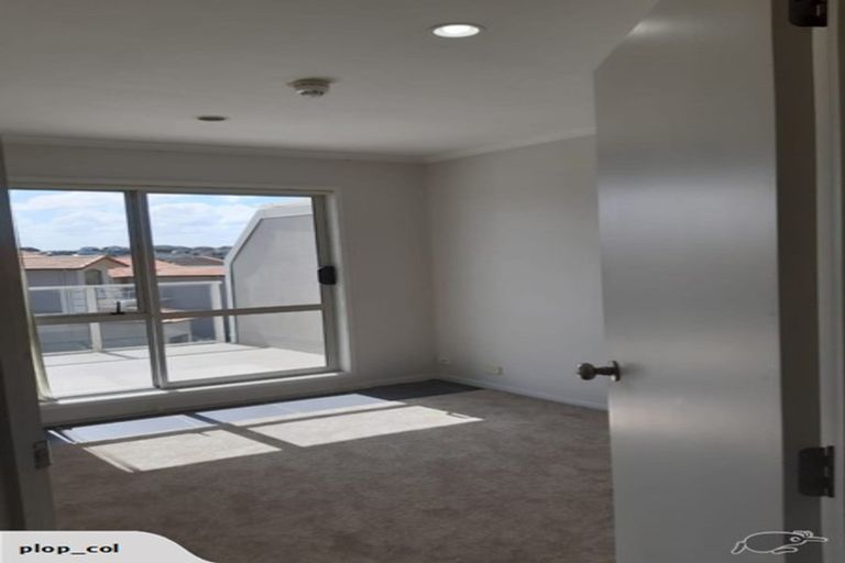 Photo of property in Santa Rosa, 17/340 Gulf Harbour Drive, Gulf Harbour, Whangaparaoa, 0930