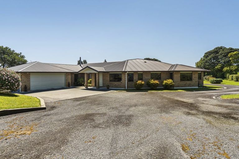 Photo of property in 869 Carrington Road, Hurworth, New Plymouth, 4371