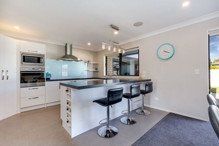 Photo of property in 23 Searle Drive, Patumahoe, Pukekohe, 2679