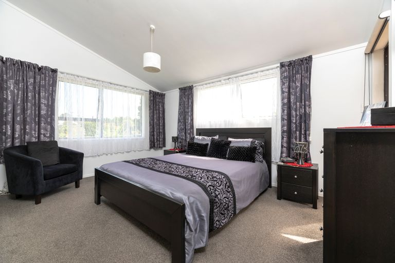 Photo of property in 38 Riddell Road, Kerikeri, 0230