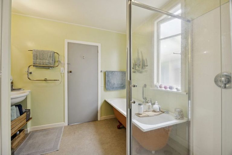 Photo of property in 192 Doctors Point Road, Waitati, 9085