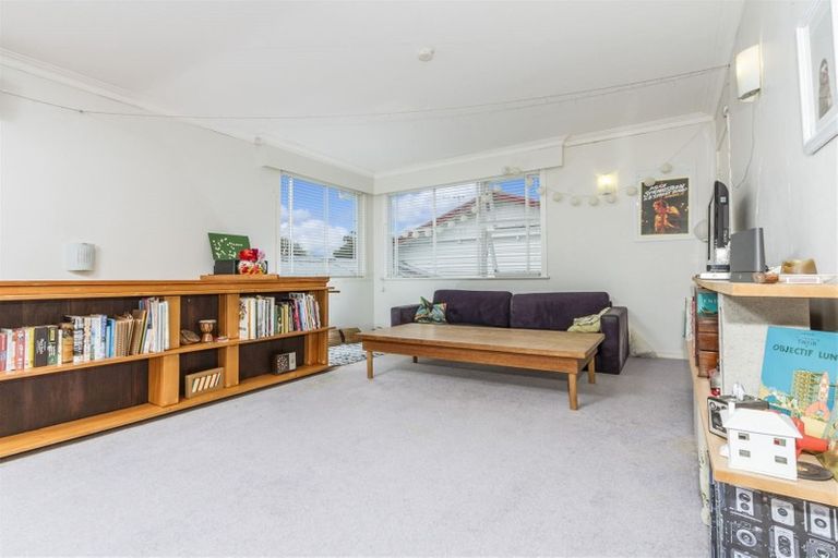 Photo of property in 2/45 Francis Street, Hauraki, Auckland, 0622