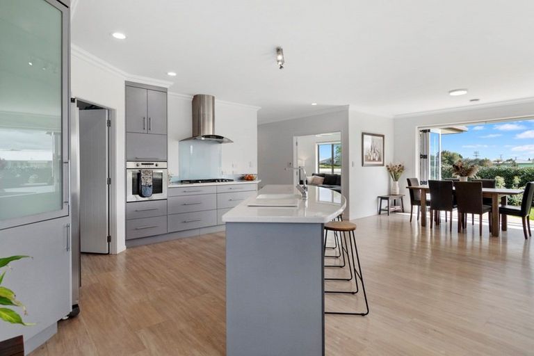 Photo of property in 1 O'connor Way, Bethlehem, Tauranga, 3110