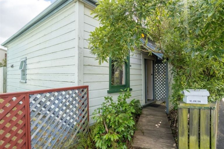 Photo of property in 56 Melbourne Street, South Dunedin, Dunedin, 9012