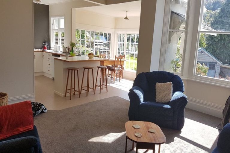 Photo of property in 28 Motu Street, Saint Clair, Dunedin, 9012