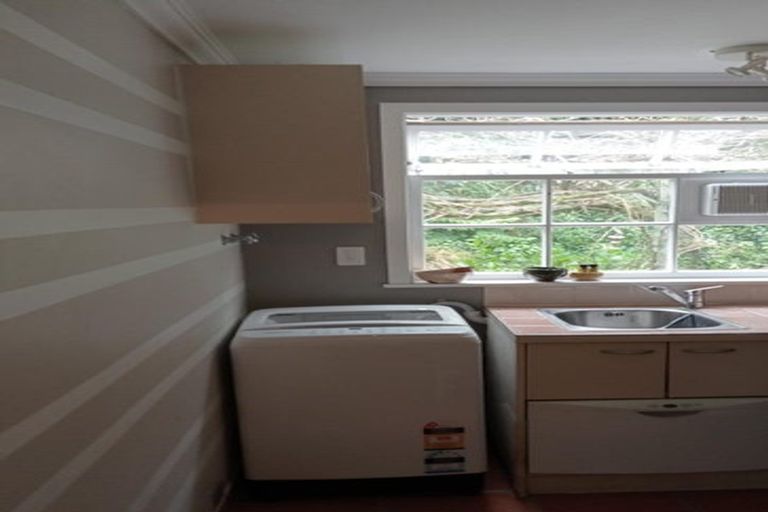 Photo of property in 91 Harbour View Road, Harbour View, Lower Hutt, 5010