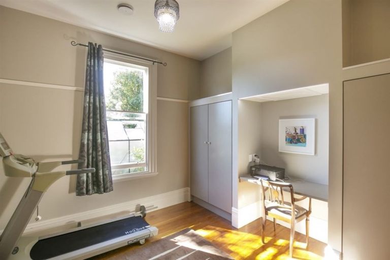 Photo of property in 1 Malcolm Avenue, Cashmere, Christchurch, 8022