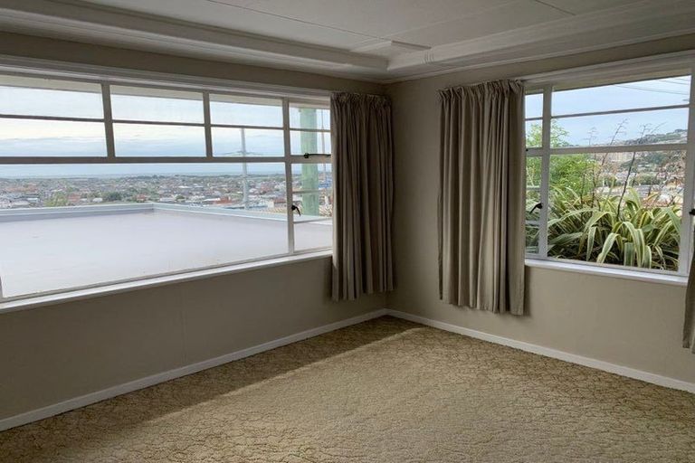 Photo of property in 36 South Road, The Glen, Dunedin, 9011