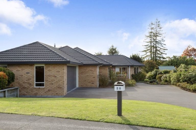 Photo of property in 20 Verona Place, Stratford, 4332