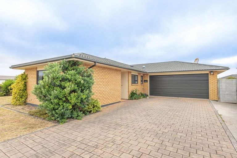Photo of property in 1 Kelsi Street, Tawhero, Whanganui, 4501