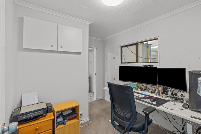 Photo of property in 35 Burn Street, Levin, 5510