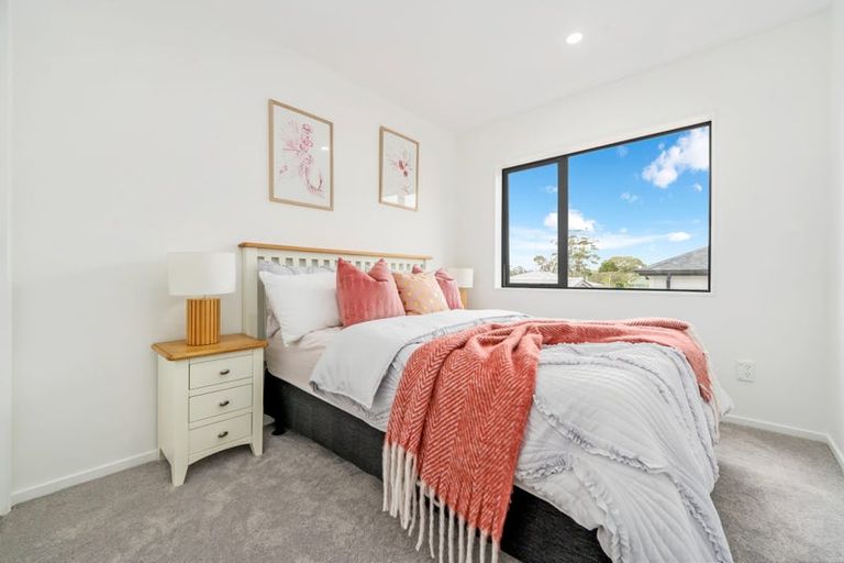 Photo of property in 20 Sabot Place, Massey, Auckland, 0614