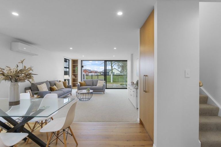 Photo of property in 15 Pembrook Close, Rangiora, 7400