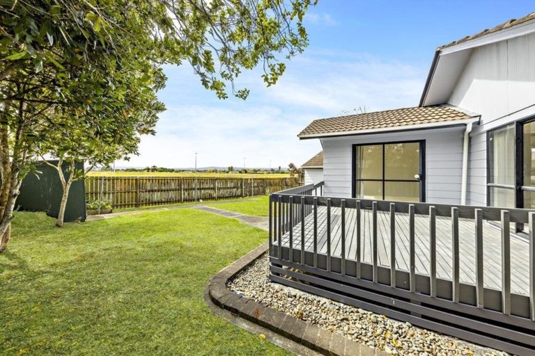 Photo of property in 26 Secretariat Place, Randwick Park, Auckland, 2105