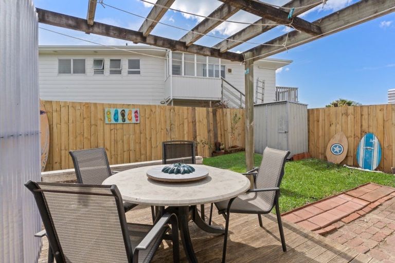 Photo of property in 20b Dickson Road, Papamoa Beach, Papamoa, 3118