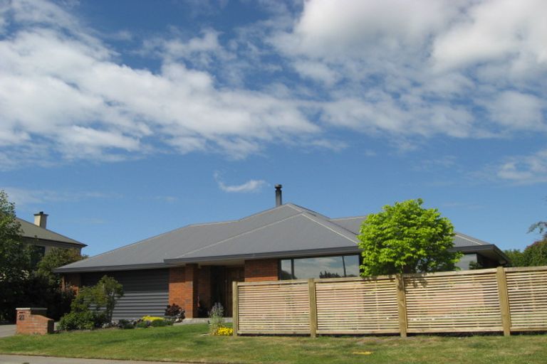 Photo of property in 27 Hewitts Road, Woodend, 7610