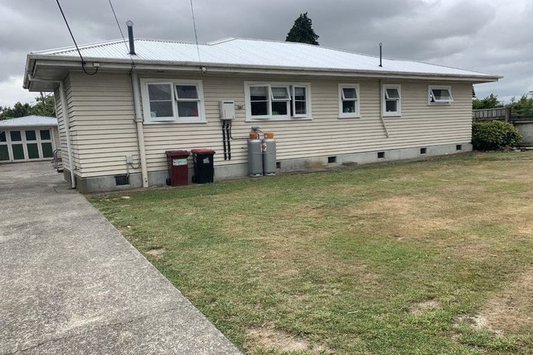 Photo of property in 120 South Road, Solway, Masterton, 5810