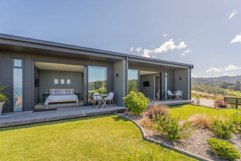 Photo of property in 7 Mason Rise, Tairua, 3508
