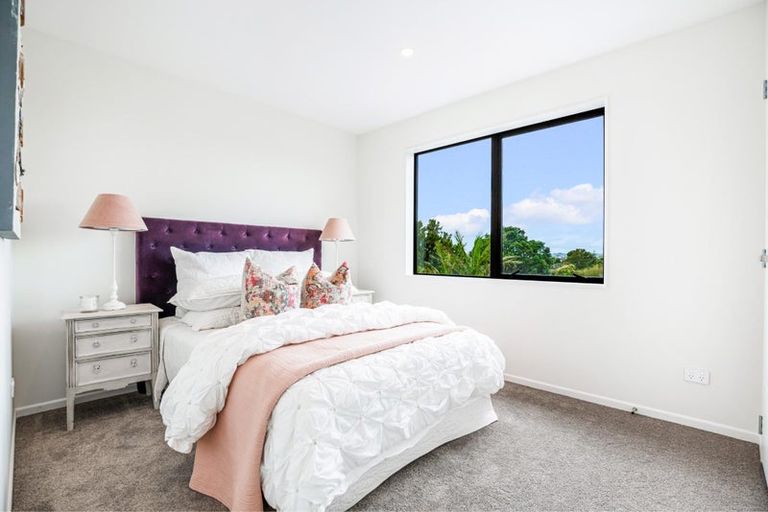 Photo of property in 16a Sheridan Drive, New Lynn, Auckland, 0600