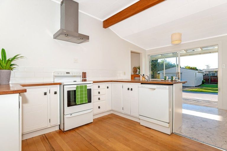 Photo of property in 9 Poplar Street, Mangapapa, Gisborne, 4010