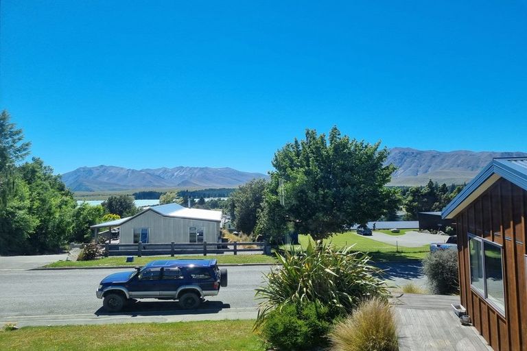 Photo of property in 16 Aorangi Crescent, Lake Tekapo, 7999