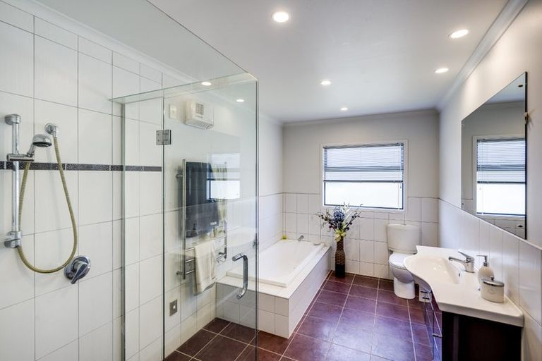 Photo of property in Cheltenham Court, 609 Market Street South, Hastings, 4122