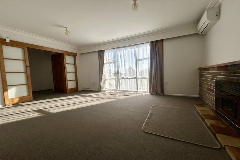 Photo of property in 41 Parrs Cross Road, Henderson, Auckland, 0612