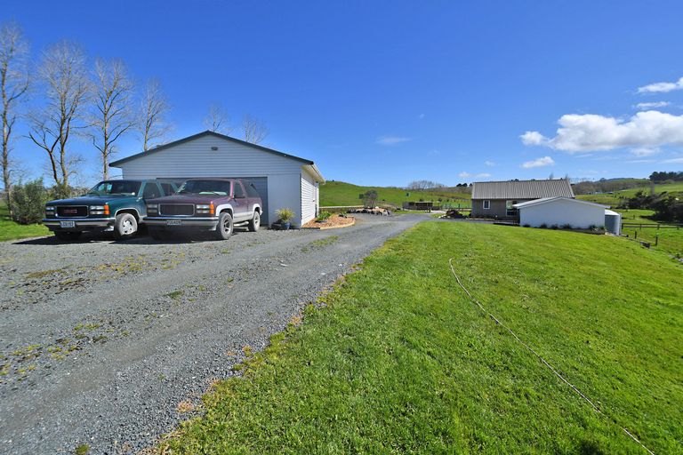 Photo of property in 533 Settlement Road, Kaiwaka, 0573