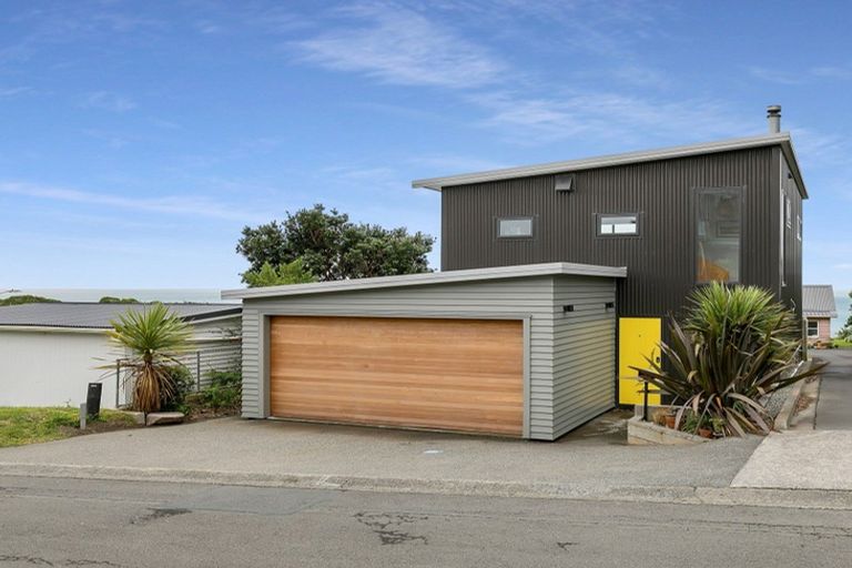 Photo of property in 7a Haunui Way, Pukerua Bay, 5026
