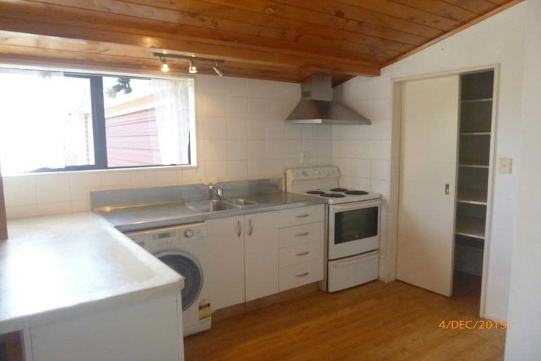 Photo of property in 13 Muriel Place, Ranui, Auckland, 0612