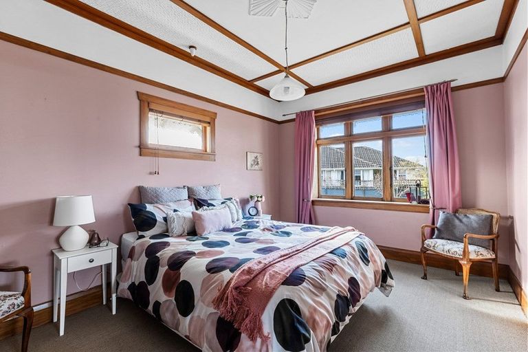 Photo of property in 25 Tiller Close, Kelvin Grove, Palmerston North, 4414