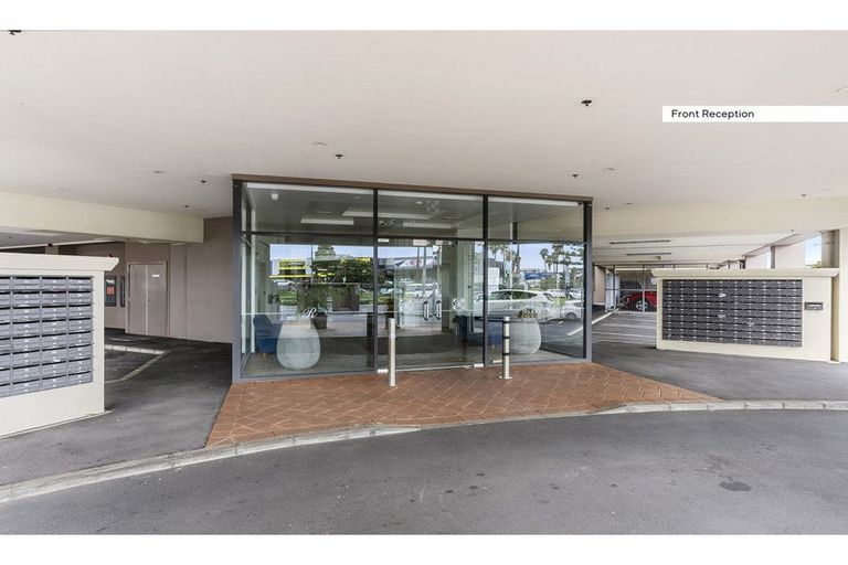 Photo of property in The Rennaissance, 4d/18 Ronwood Avenue, Manukau, Auckland, 2104